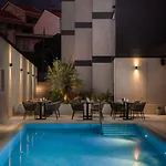 Boutique Noemia (adults Only) מלון 4*