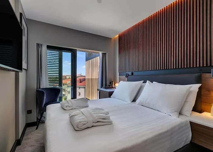 Boutique Noemia (adults Only)