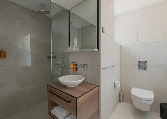 Boutique Noemia (adults Only)